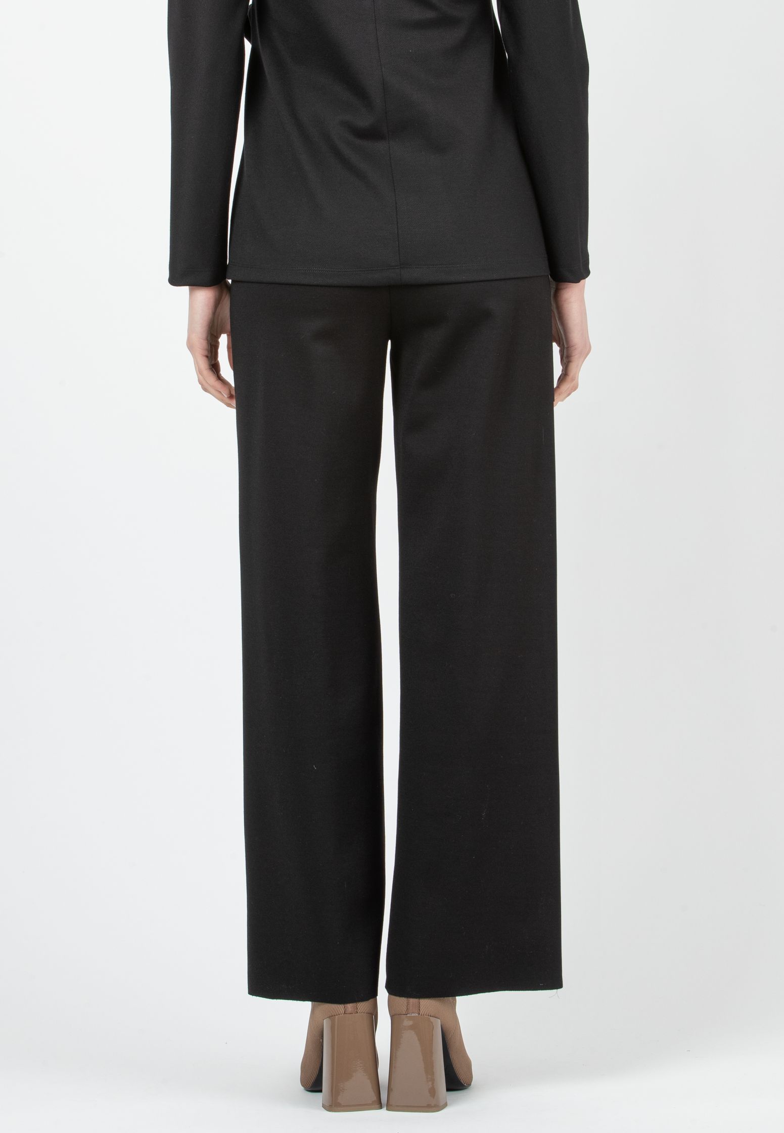 KIMBERLY - Maternity trousers in Diagonal Ponte Fabric (Nero)