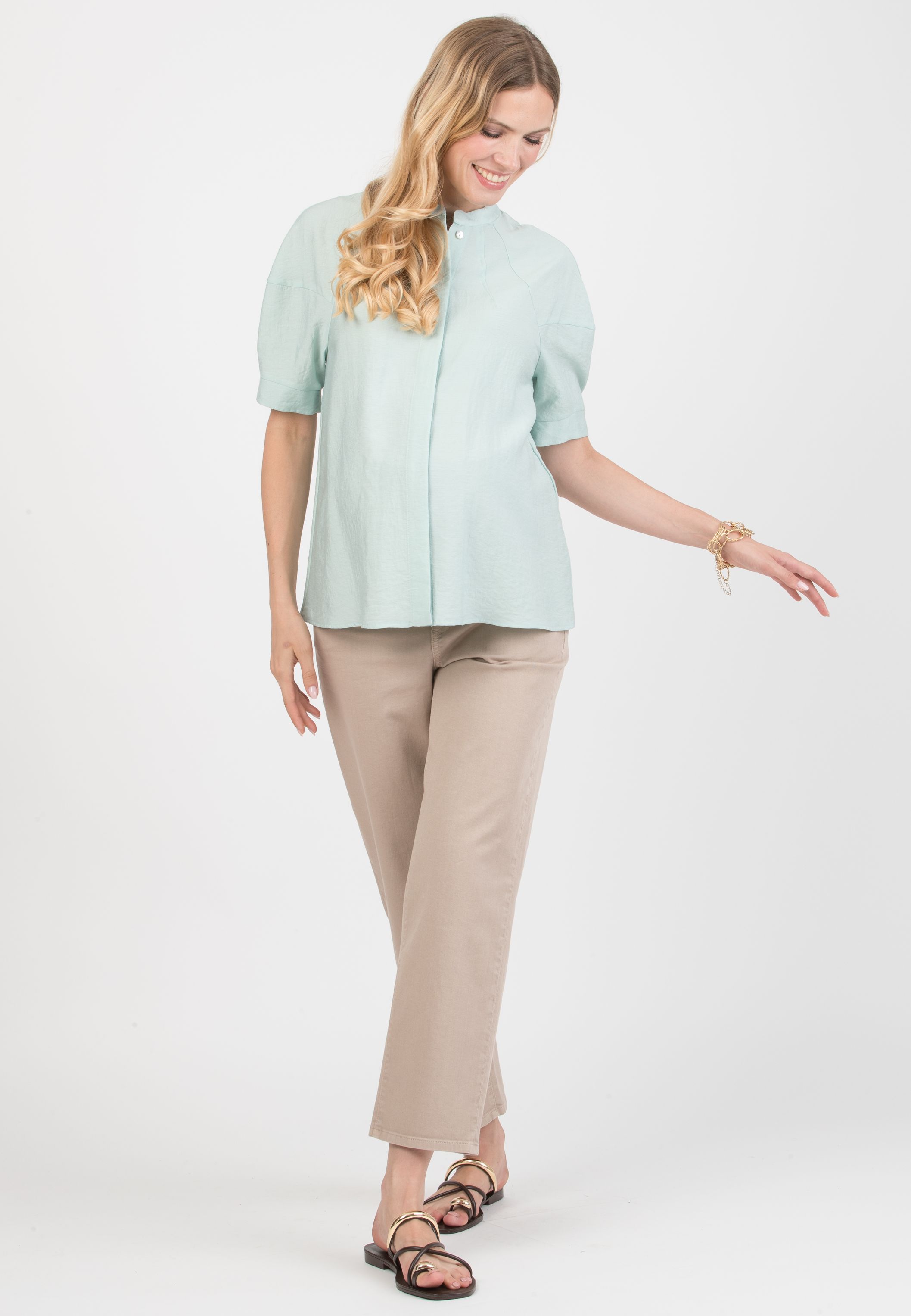 NICKI – Maternity & Nursing Blouse with Balloon Sleeves (Verde Chiaro)