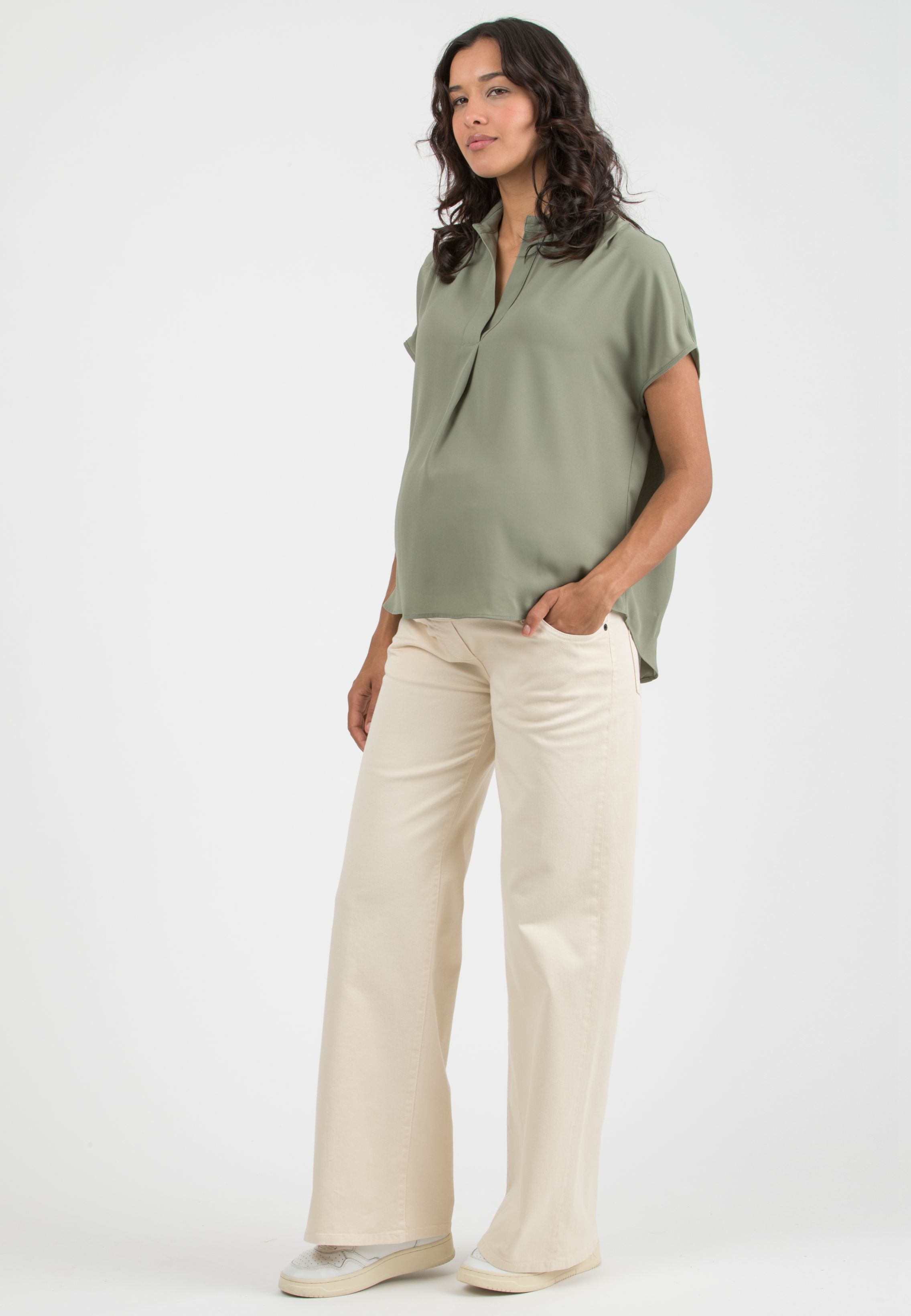 OLIVIA M/M – Oversized Maternity Shirt in Crepe (Verde Militare)