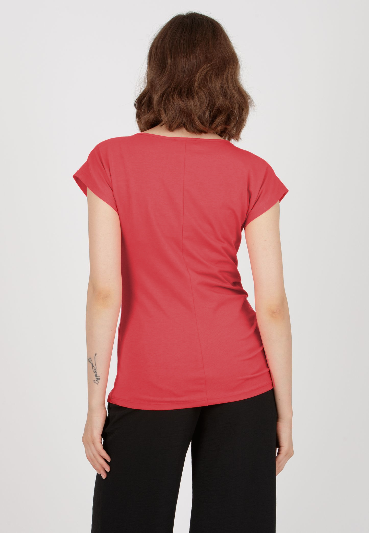 MARZIA - Maternity T-Shirt with Pleats on the Side (Rosso)