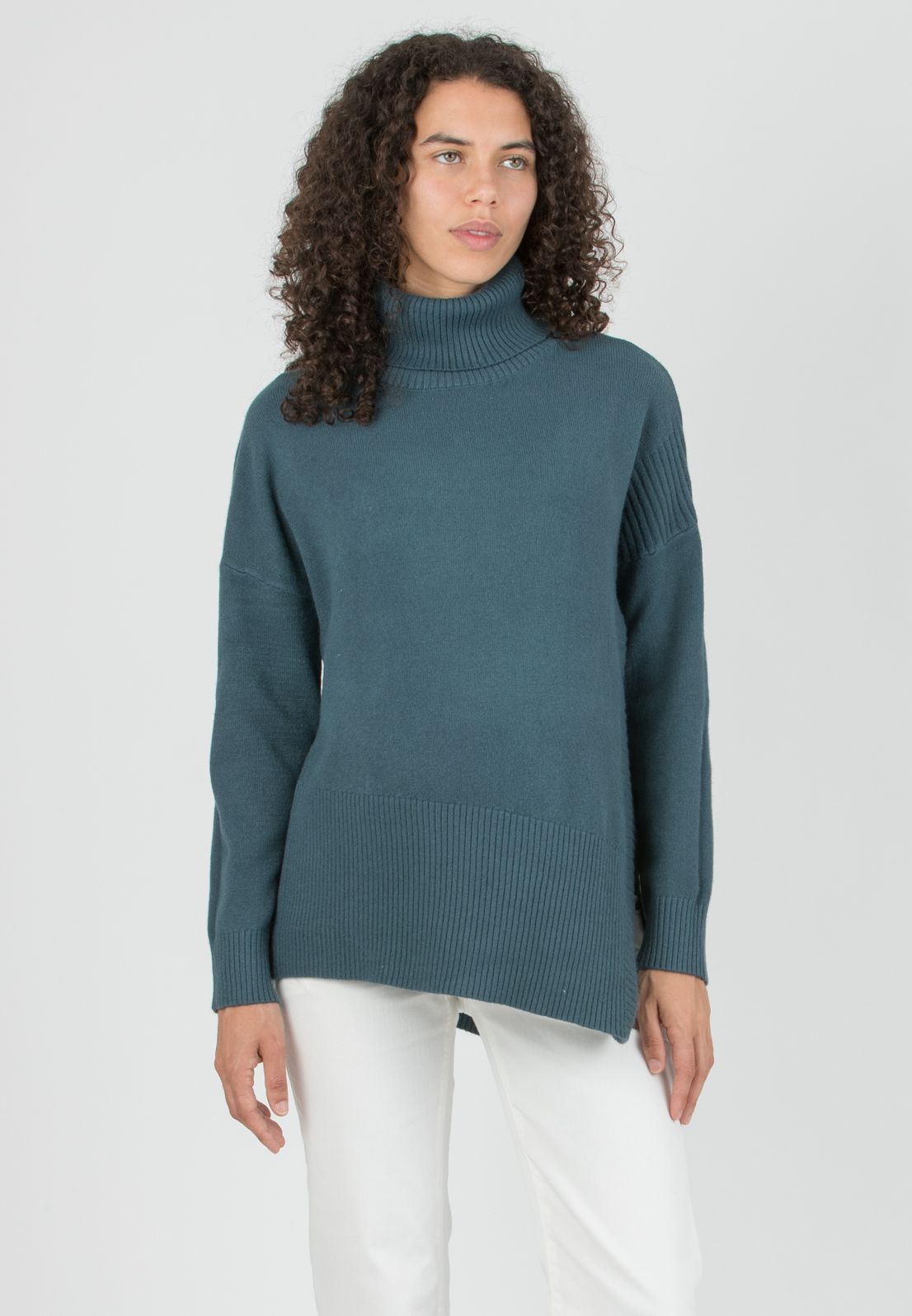 BRANDY - Maternity Wool Blend Sweater with Asymmetric Hem (Verde Salvia)
