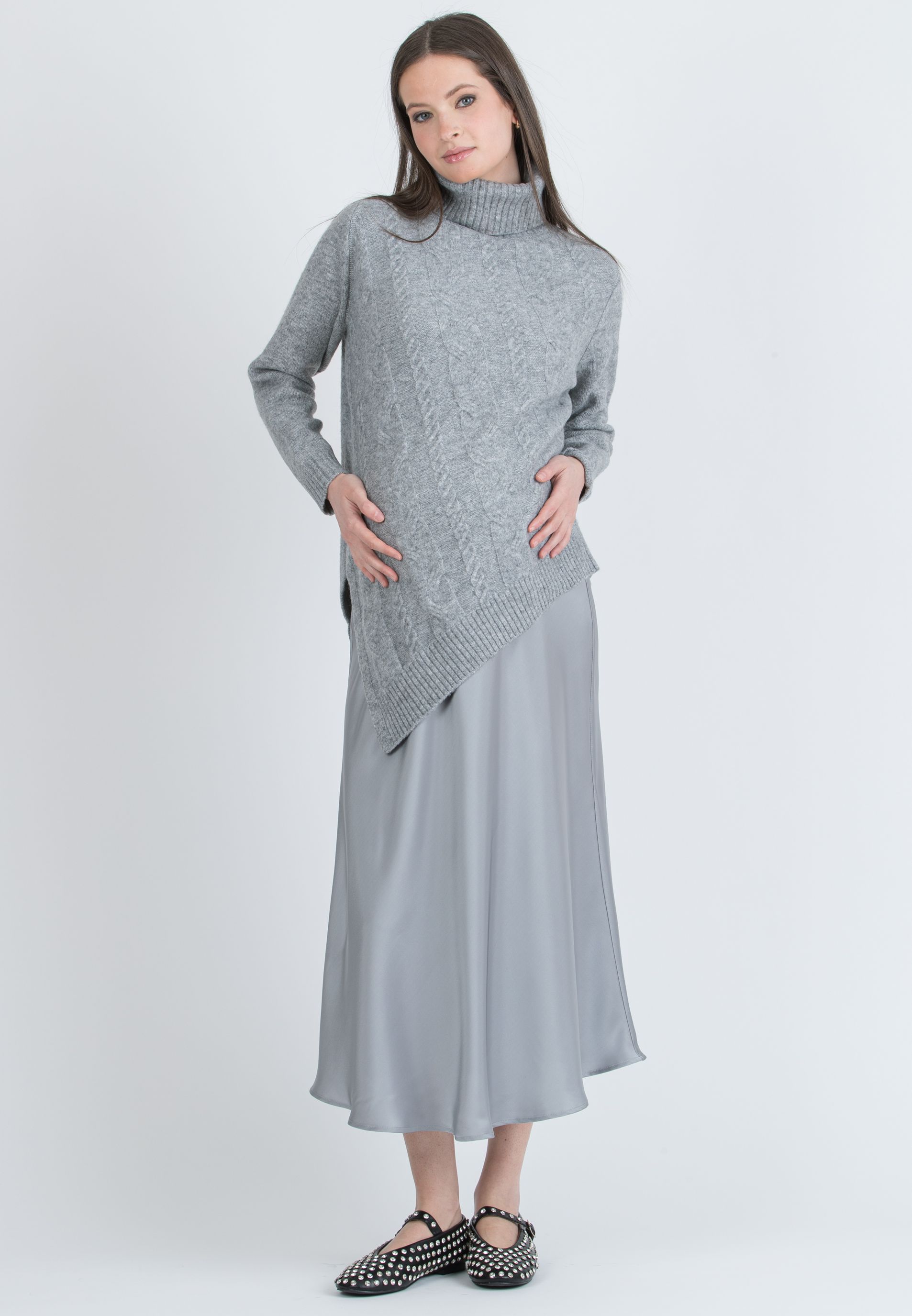 ANDREA - Asymmetric Maternity Jumper with Turtleneck and Cable Knit Detail (Grigio Chiaro)