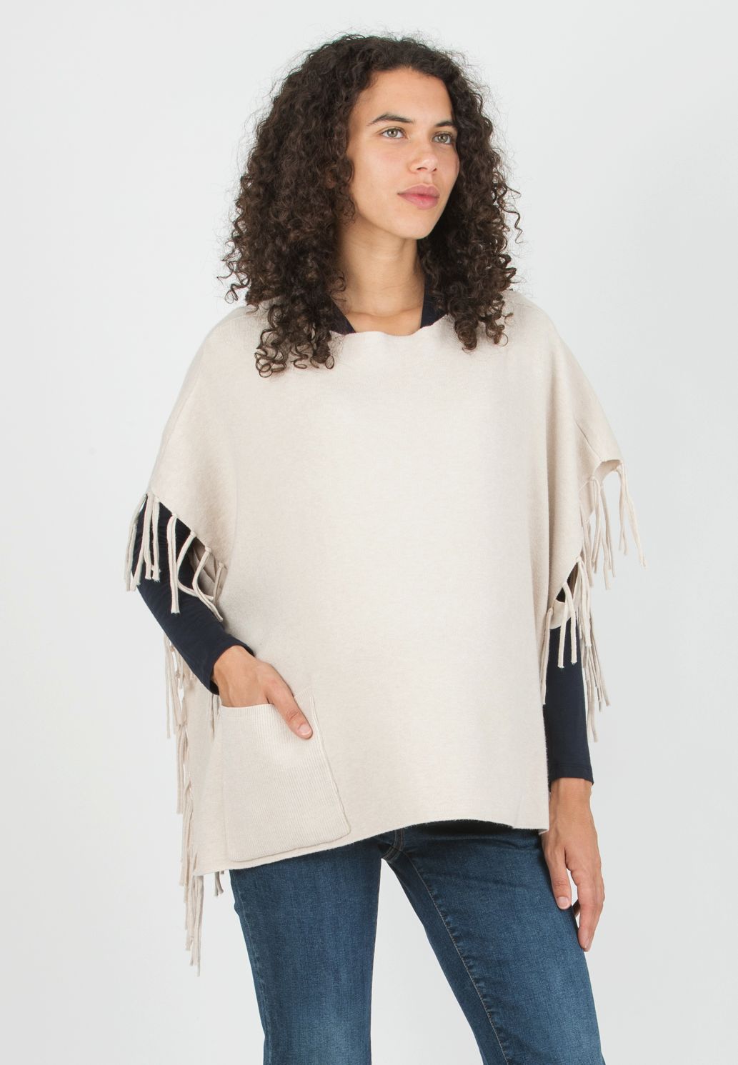NICOLE - Fringed Maternity Cape (Naturale)