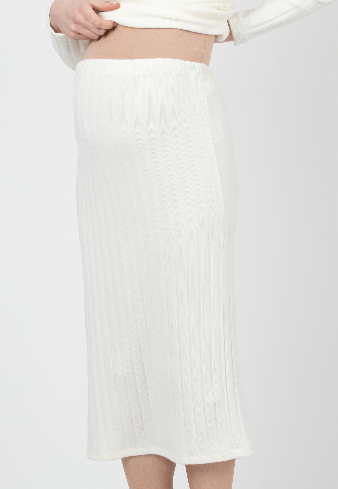 VERA -  Ribbed Knit Pencil Skirt (Naturale)