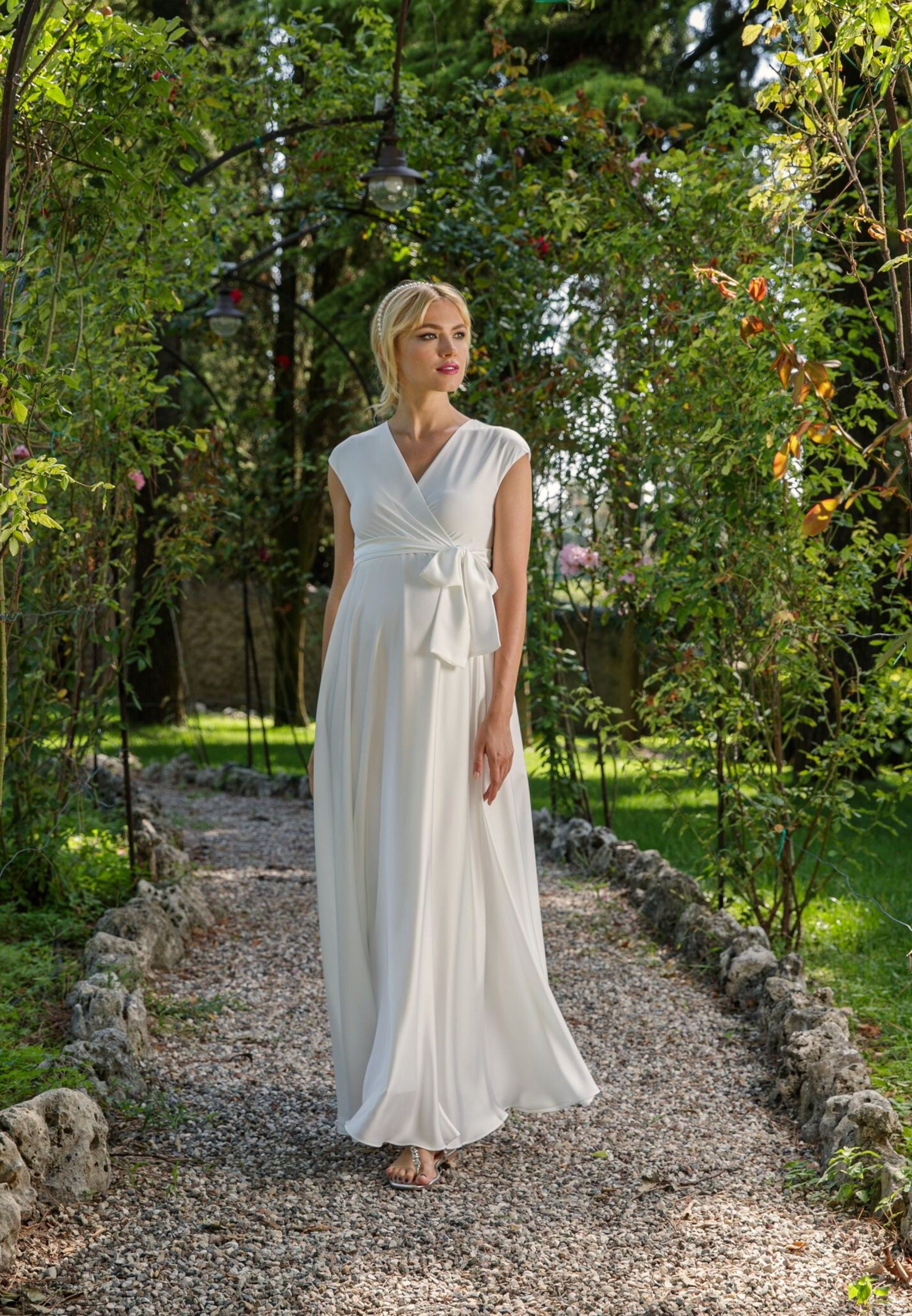 LUCREZIA - Maternity & Nursing Maxi Dress with Satin Skirt (Naturale)