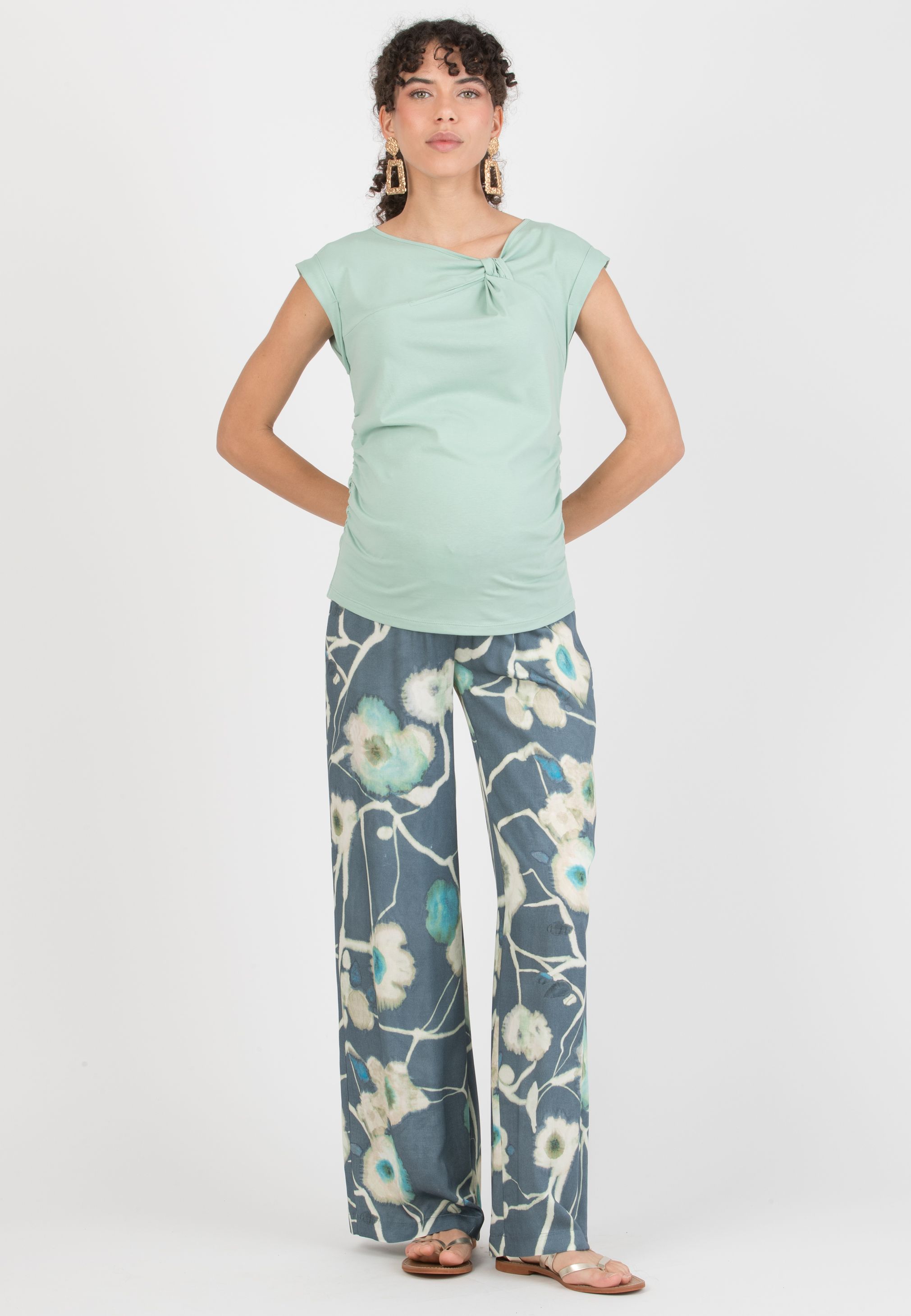 GUENDALINA LG - Maternity Palazzo Trousers in Printed Viscose Satin (Denim)