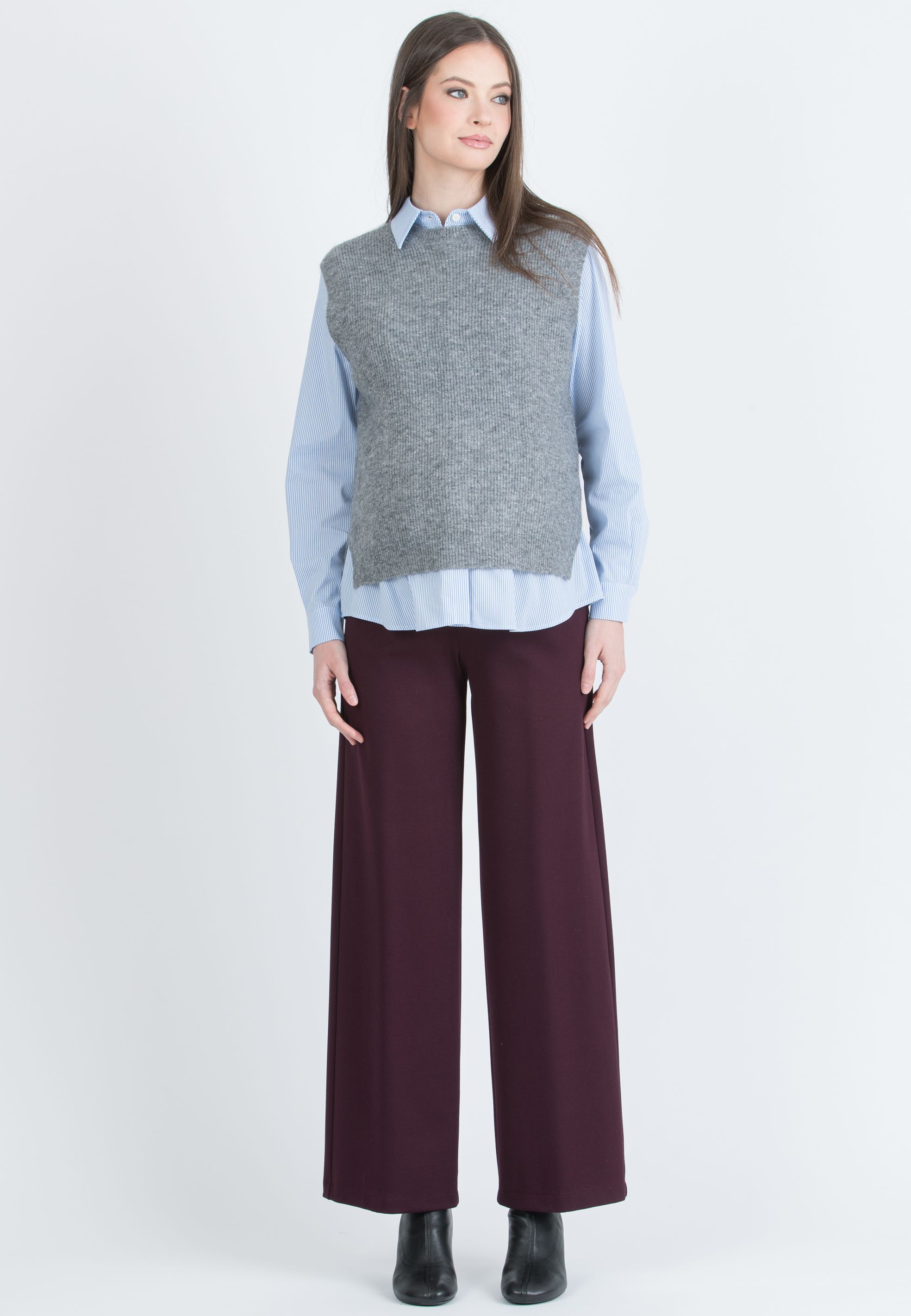 KIMBERLY - Maternity trousers in Diagonal Ponte Fabric (Bordeaux)