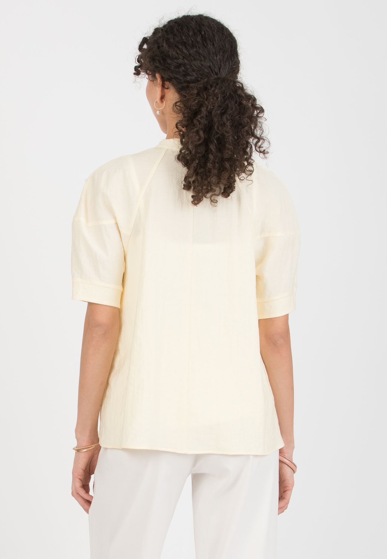 NICKI – Maternity & Nursing Blouse with Balloon Sleeves (Giallo)