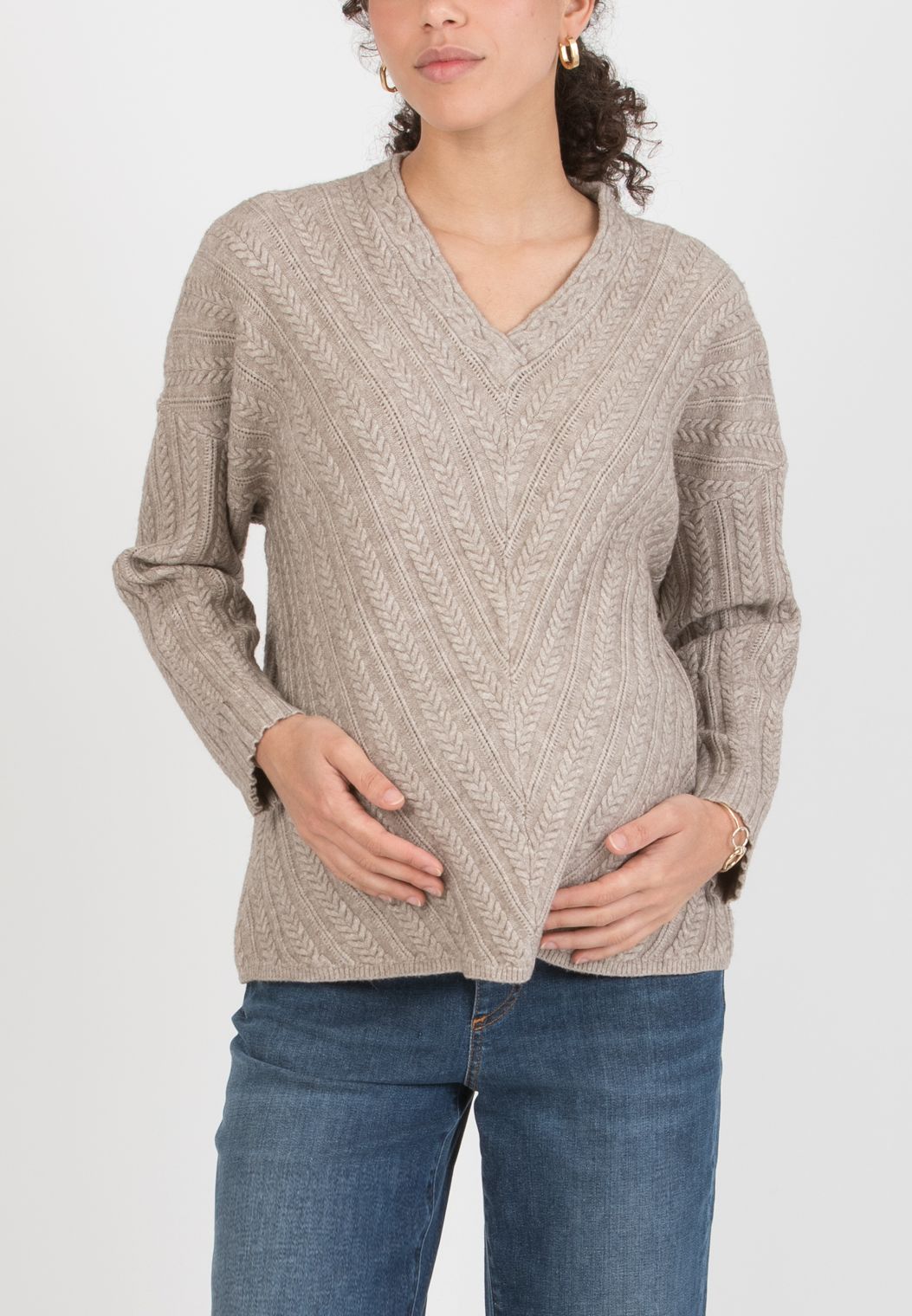 NATALIA - Maternity Cable Knit Jumper with V-neck (Sabbia)