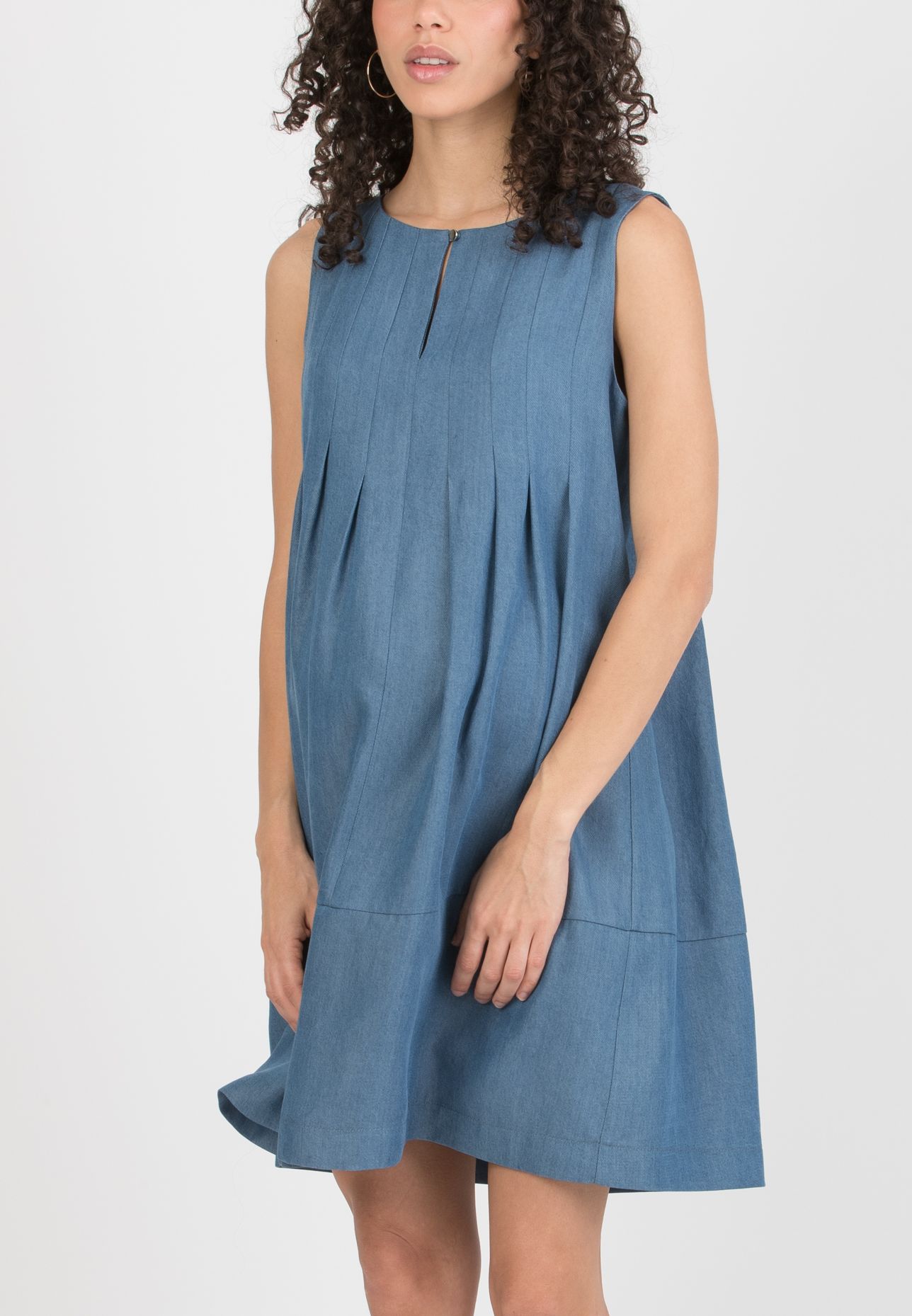 TAMARA – Babydoll-Style Lyocell Jeans Maternity Dress with Boat Neckline and Bow (Denim)