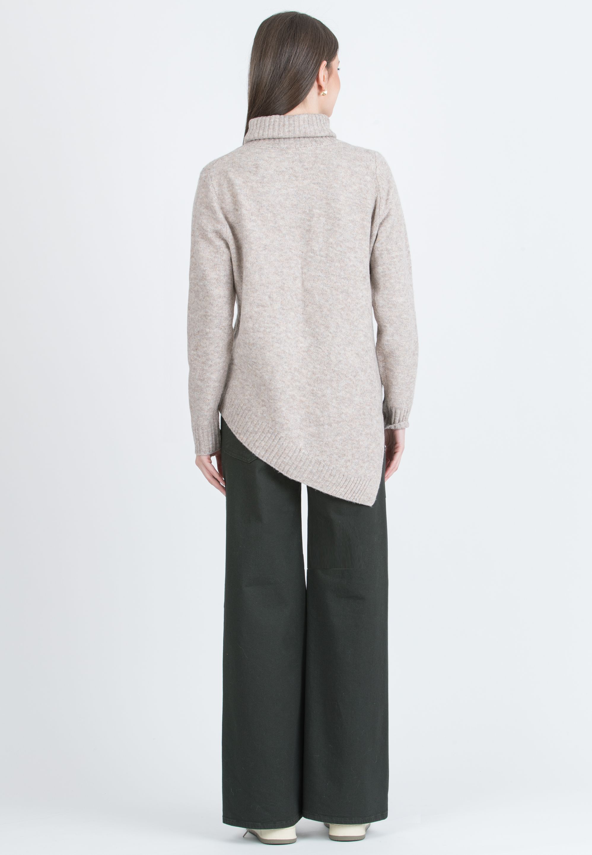 ANDREA - Asymmetric Maternity Jumper with Turtleneck and Cable Knit Detail (Sabbia)